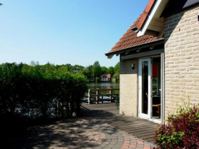 Holiday home Vakantiepark Het Timmerholt 5